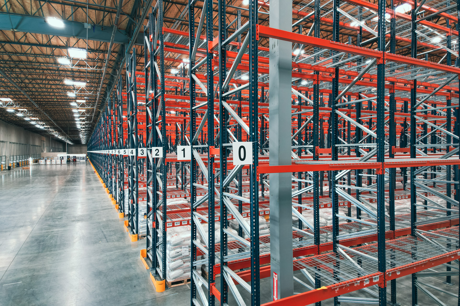 Industrial pallet racking warehouse in Gilbert